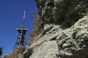 Turm auf dem Uetliberg bei Zürich